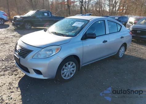 2014 Nissan Versa 1.6 S+ из США, поврежденный, VIN 3N1CN7AP4EL826396